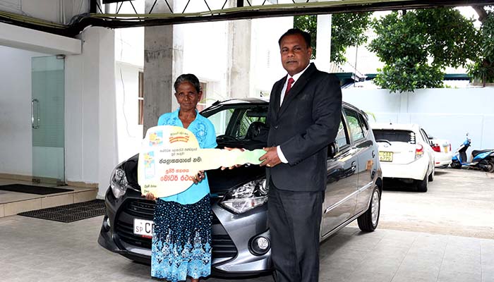 Super Vigo motor car, prize of the special draw of Lagna Wasana Supiri Dhana Yogaya goes to Ambalantota